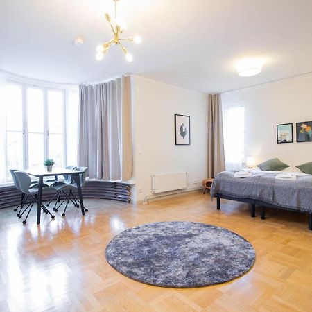 Forenom Serviced Apartments Helsinki Toeoeloe エクステリア 写真
