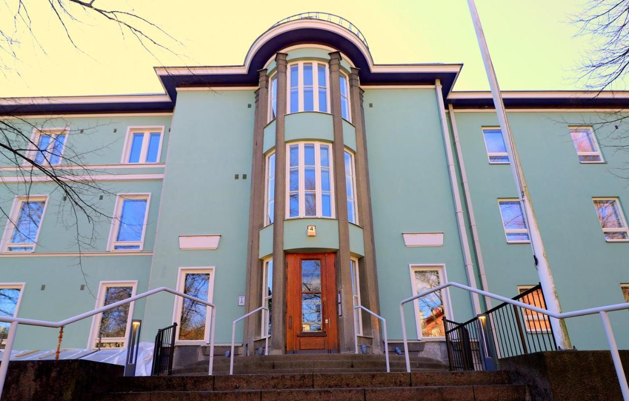 Forenom Serviced Apartments Helsinki Toeoeloe エクステリア 写真