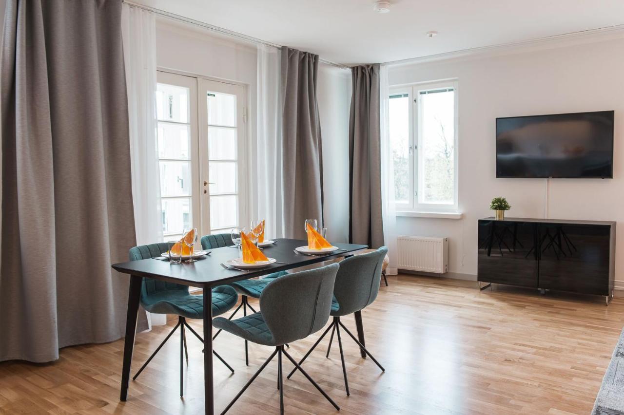 Forenom Serviced Apartments Helsinki Toeoeloe エクステリア 写真