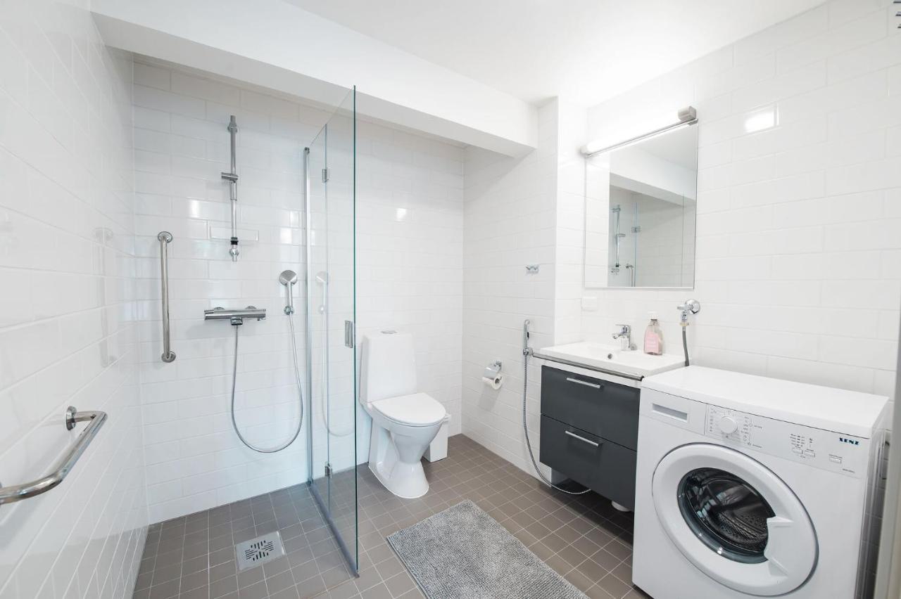 Forenom Serviced Apartments Helsinki Toeoeloe エクステリア 写真