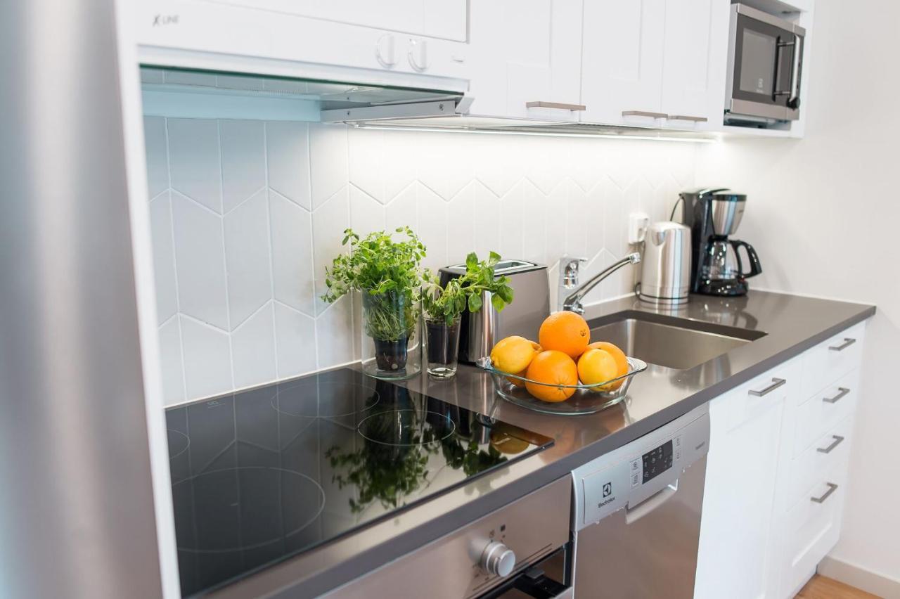 Forenom Serviced Apartments Helsinki Toeoeloe エクステリア 写真